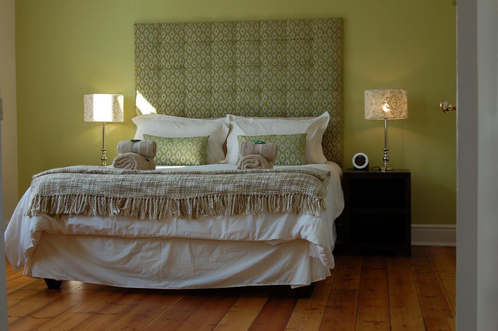 Six On Scott Bed & Breakfast Cape Town Room photo